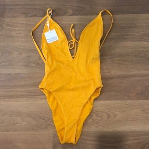 NWOT Monday Swimwear Malibu one piece